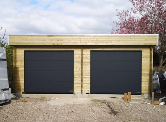 cosmos-grandcasa-garage-holzkonstruktion-construction en bois-flachdach-toit plat