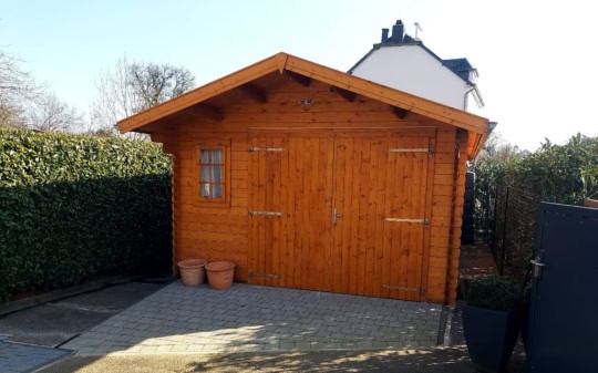 classic-grandcasa-garage-holzkonstruktion-construction en bois-satteldach-toit à 2 pans