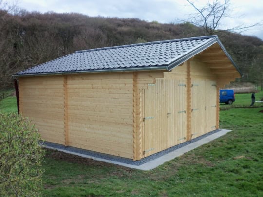classic-grandcasa-garage-holzkonstruktion-construction en bois-satteldach-toit à 2 pans