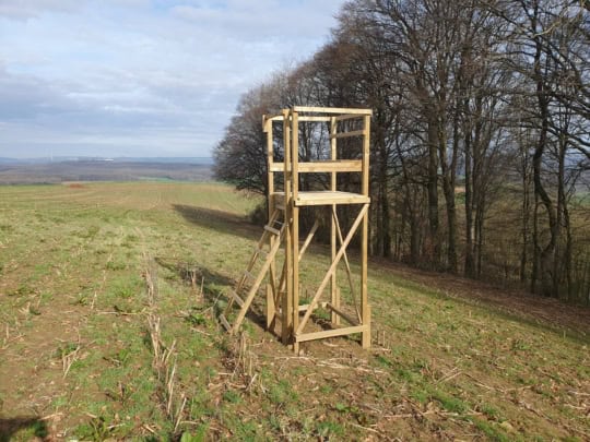 usetzbock-ansitzbock-siège élevé-juecht-jagd-chasse-op mooß-auf maß-sur mesure