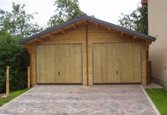 classic-grandcasa-garage-holzkonstruktion-construction en bois-satteldach-toit à 2 pans