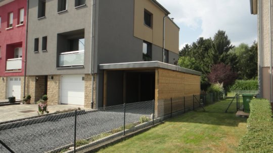 cosmos-grandcasa-carport-holzkonstruktion-construction en bois-flachdach-toit plat