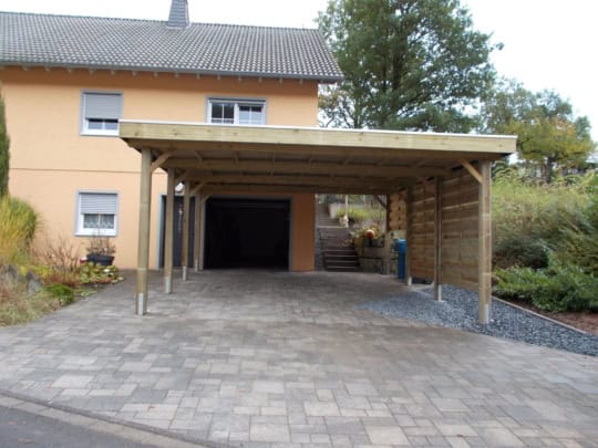 cosmos-grandcasa-carport-holzkonstruktion-construction en bois-flachdach-toit plat