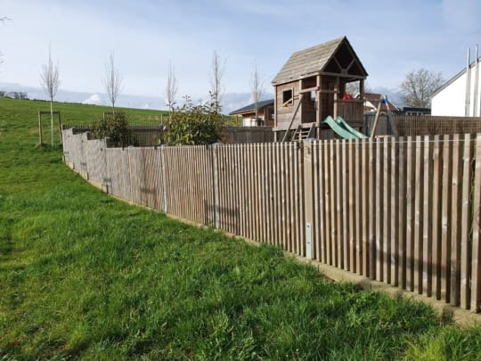 zaun-clôture-holzzaun-clôture en bois-sichtschutz-pare-vue-jardin-garten