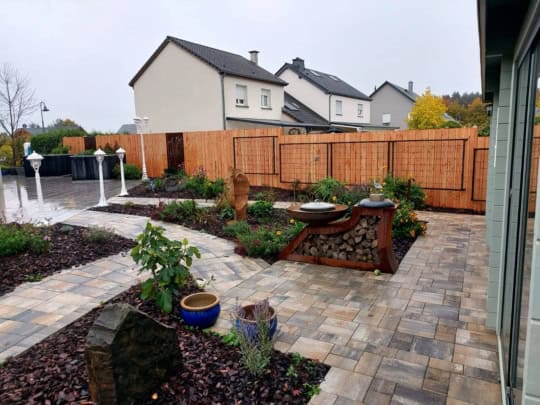 zaun-clôture-holzzaun-clôture en bois-sichtschutz-pare-vue-jardin-garten