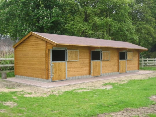 päerdsstall-pferdestall-écurie-op mooß-auf maß-sur mesure