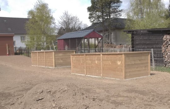 héichbeet-hochbeet-potager surélevé-op mooß-auf maß-sur mesure-holz-bois-gaard-garten-jardin-geméisubau-gemüseanbau-culture maraichère