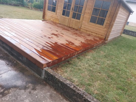 terrass-terrasse-holzterrasse-terrasse en bois-ipé-ipe-tropenholz-hartholz-bois tropique-gaard-garten-jardin-alentours