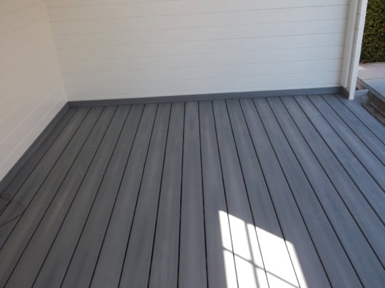 terrass-terrasse-holzterrasse-terrasse en bois-wpc-composite-gaard-garten-jardin-alentours