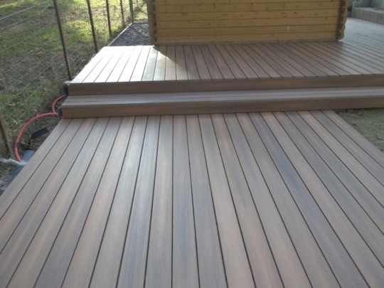terrass-terrasse-holzterrasse-terrasse en bois-wpc-composite-gaard-garten-jardin-alentours
